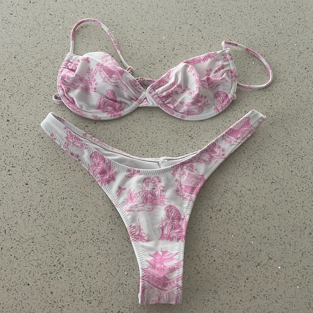 White Fox Boutique Bikini Set